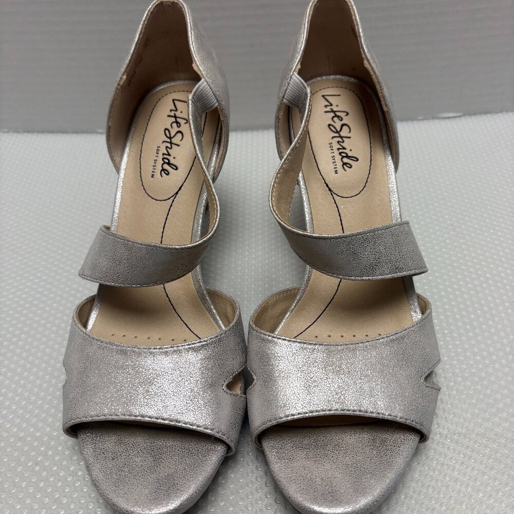 Pre-owned: LifeStride Women's Mega Dress Heeled Sandal, Silver, 7 US - 1183